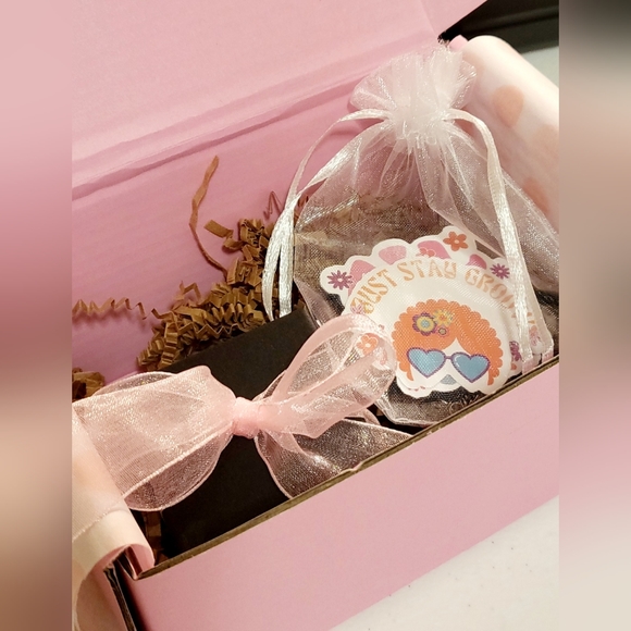 Girls White Sunflower Stackable Bracelet Set - Picture 3 of 5